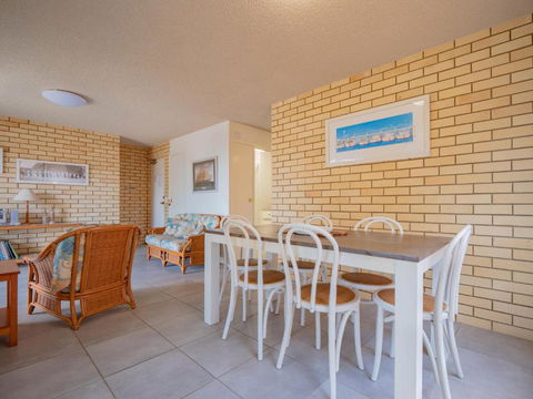 Golden Shores U7 21 Landsborough Parade - Tourism Gold Coast 4