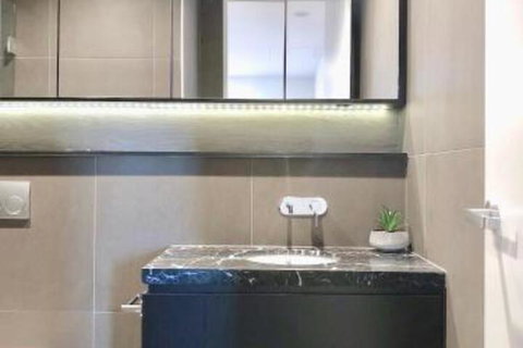 Deluxe Central Park 4B2B APT BoxHill Panorama - Tourism Gold Coast 6