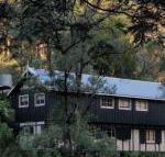 Walhalla Coach House - Gold Coast