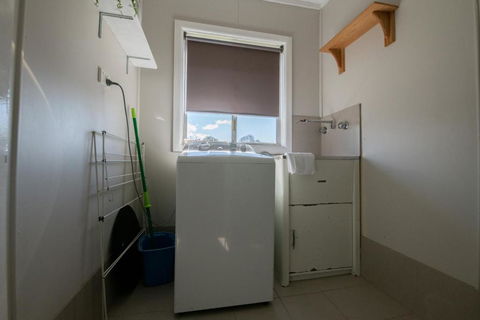 Autumn St. Trendy East Orange Near CBD - Tourism Gold Coast 3