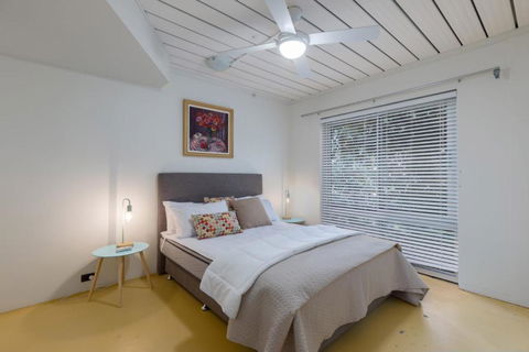 Captains Quarters - Tourism Gold Coast 1