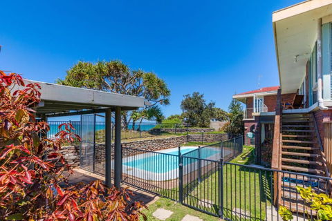 Captains Quarters - Tourism Gold Coast 5