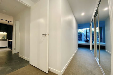 Ascot Apartments - Tourism Gold Coast 7