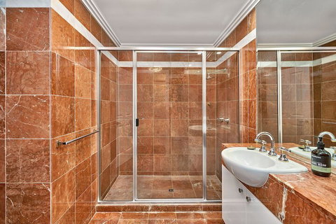 Belle Escapes Luxury Penthouse With Ocean Views - Tourism Gold Coast 3