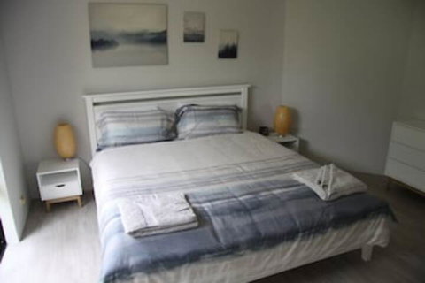 Warnbro Beach Family Accommodation - Tourism Gold Coast 0