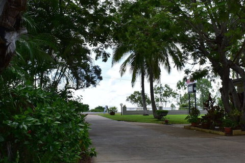 Hillview Motel - Tourism Gold Coast 4