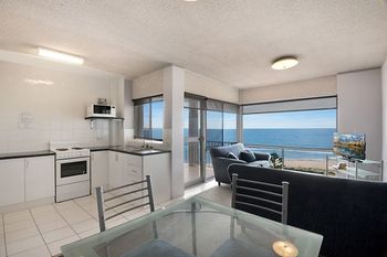Dolphin Court 15 - Tourism Gold Coast 5