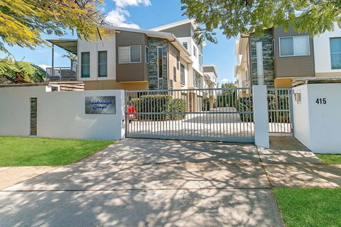 Redcliffe Holiday Accommodation - Tourism Gold Coast 1