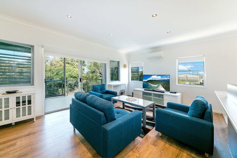 Redcliffe Holiday Accommodation - Tourism Gold Coast 5