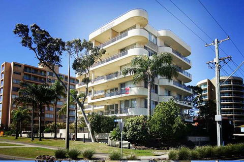 Sandbar Unit 402 - Tourism Gold Coast 1