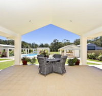 One Mile Mansion - Gold Coast