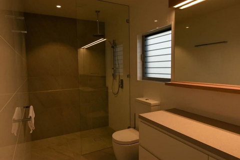 Kokos Beach House 3 - Tourism Gold Coast 2