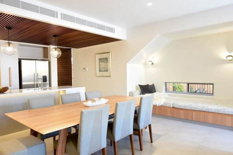 Kokos Beach House 3 - Tourism Gold Coast 3