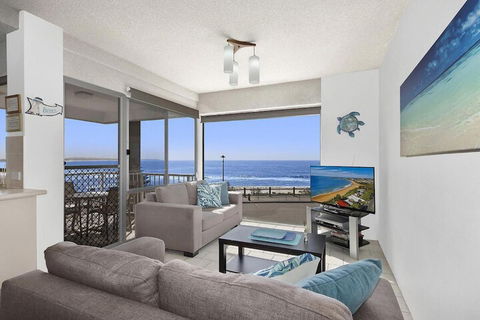 Dolphin Court 5 - Tourism Gold Coast 7