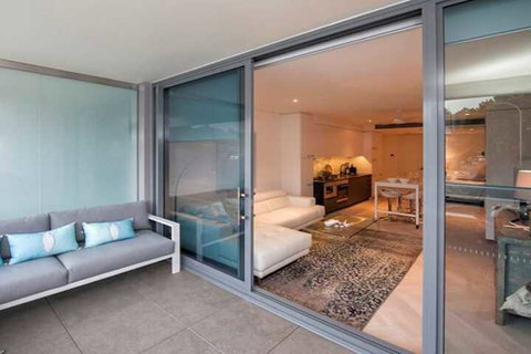 Luxury Studio With Parking In Woolloomooloo WMLOO - Tourism Gold Coast 7