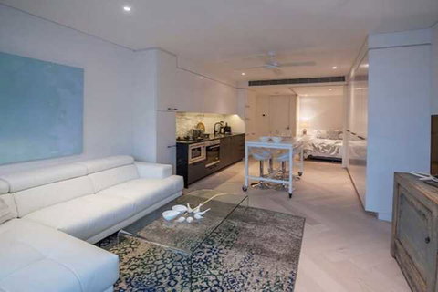 Luxury Studio With Parking In Woolloomooloo WMLOO - Tourism Gold Coast 4