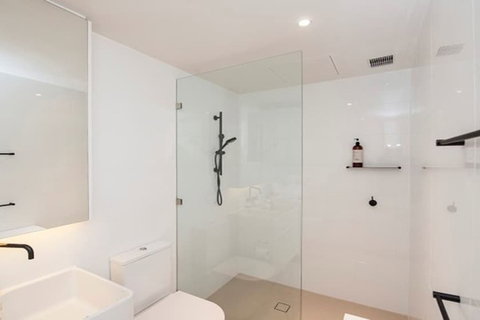 Luxury Studio With Parking In Woolloomooloo WMLOO - Tourism Gold Coast 2