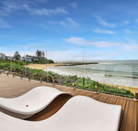 JoeAnne at Blue Bay Absolute Beachfront - Tourism Gold Coast