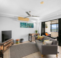 Chic City Apartment w Waterfront Views - Tourism Gold Coast