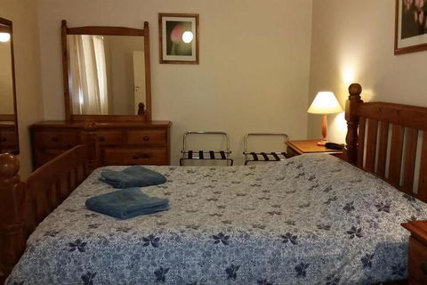 About Town Cottages - Tourism Gold Coast 2
