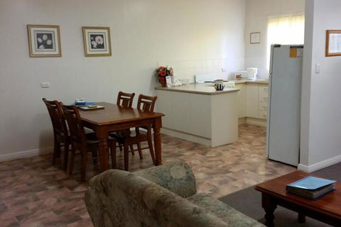 About Town Cottages - Tourism Gold Coast 3