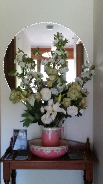 Beezneez B & B - Tourism Gold Coast 6
