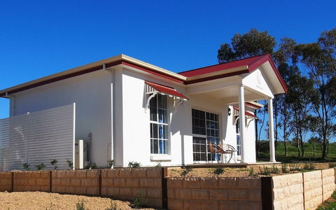 1837 Barossa Luxury Cottages Lyndoch SA - Tourism Gold Coast 2