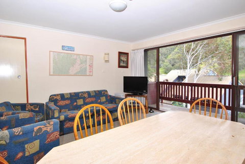 Mowamba E1 - Gold Coast 6