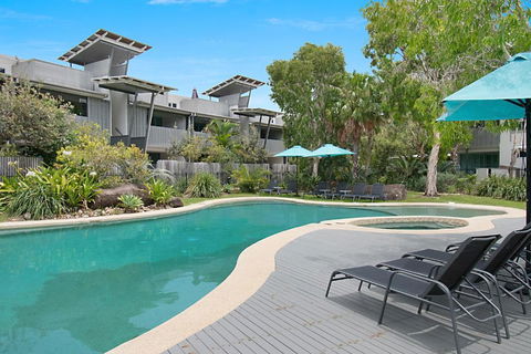 AquawatersatBelongil - Tourism Gold Coast 2