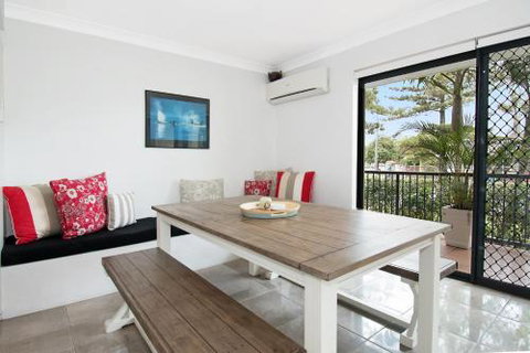 50 Metres To The Beach - Tourism Gold Coast 3