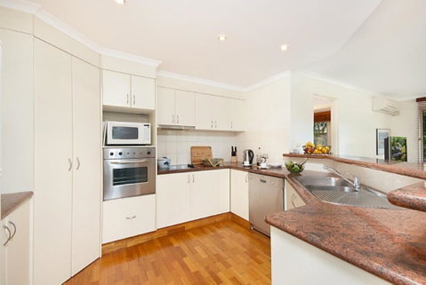 1 / 22 Paterson Street Byron Bay Solaris - Tourism Gold Coast 1