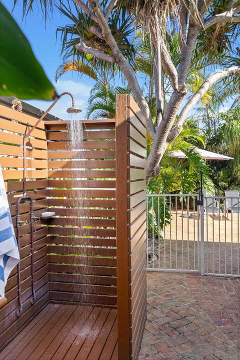 Florida On Carlyle Street - Tourism Gold Coast 5