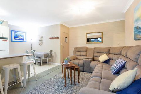 Apollo Unit 7 - Tourism Gold Coast 1