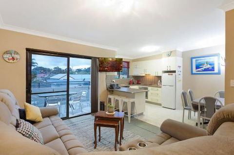 Apollo Unit 7 - Tourism Gold Coast 0