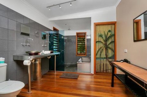 SANTORINIatPALM COVE - Tourism Gold Coast 3