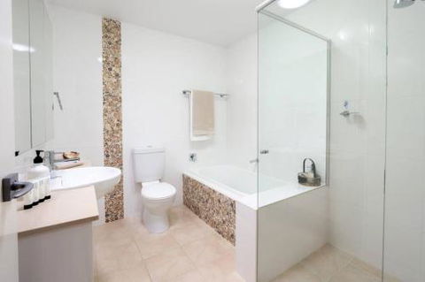 Ait Shona Happy Place. Apt 10 Haven On The Park - Tourism Gold Coast 3