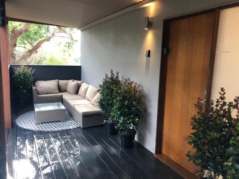Carinya Coastal Cottage - Tourism Gold Coast 5