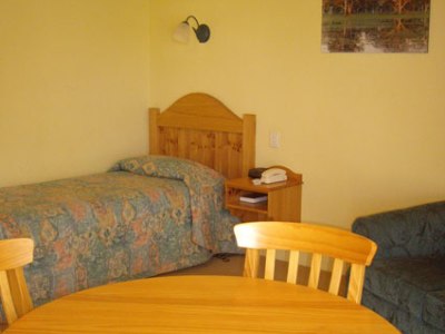 Chardonnay Lodge - Tourism Gold Coast 4