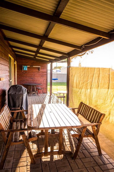 The Bothy Lancelin Family Retreat - Tourism Gold Coast 5