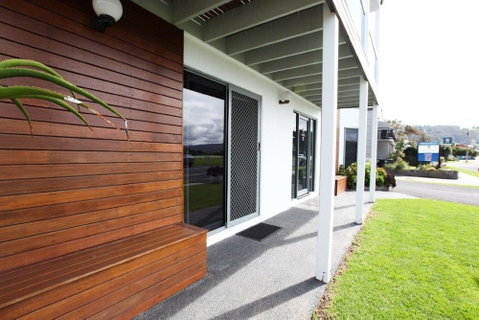 Coastal Motel - Tourism Gold Coast 6