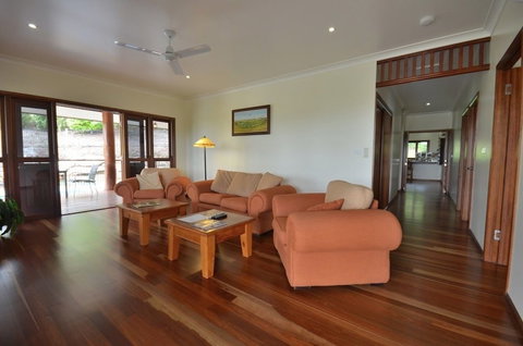 The Summit B&B - Gold Coast 3