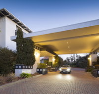 Ramada by Wyndham Diplomat Canberra - Tourism Gold Coast