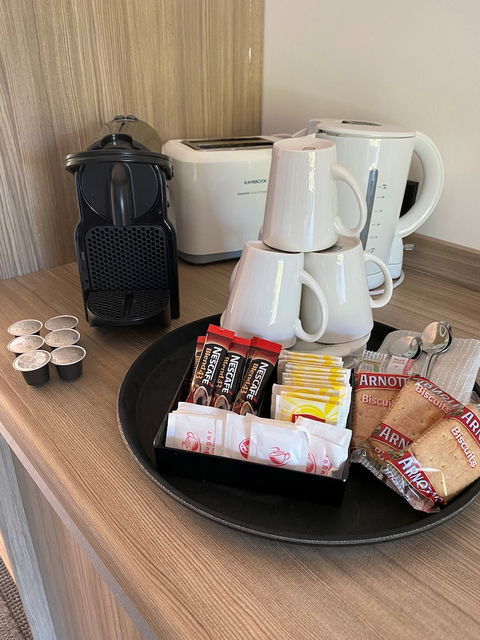 Huskisson Beach Motel - Tourism Gold Coast 5