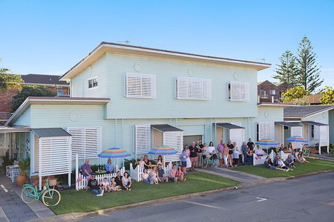 La Costa Motel - Tourism Gold Coast 2