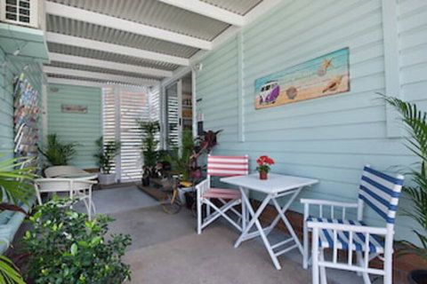 La Costa Motel - Tourism Gold Coast 0