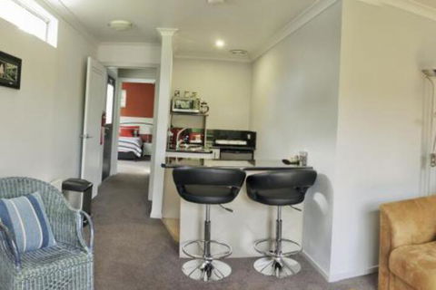 Ulverstone River Retreat - Tourism Gold Coast 4