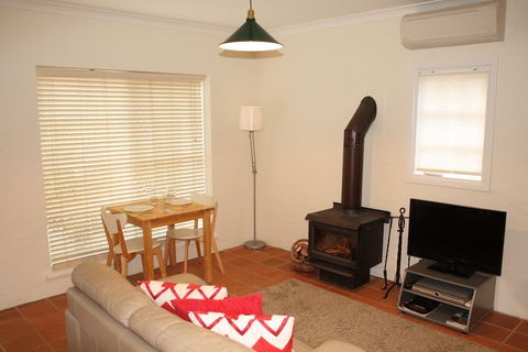 Merrimeet Cottages - Tourism Gold Coast 5