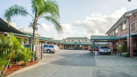 Arabella Motor Inn - Tourism Gold Coast 0