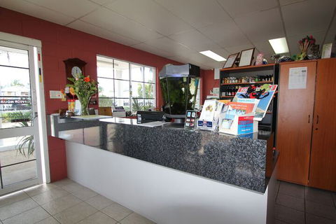 The Colonial Rose Motel - Tourism Gold Coast 4