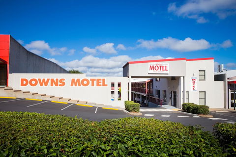 Downs Motel - Tourism Gold Coast 2